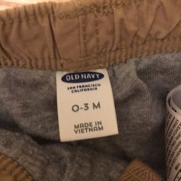 3/$10 - Old Navy Boy’s Khaki Pants - Picture 4 of 5